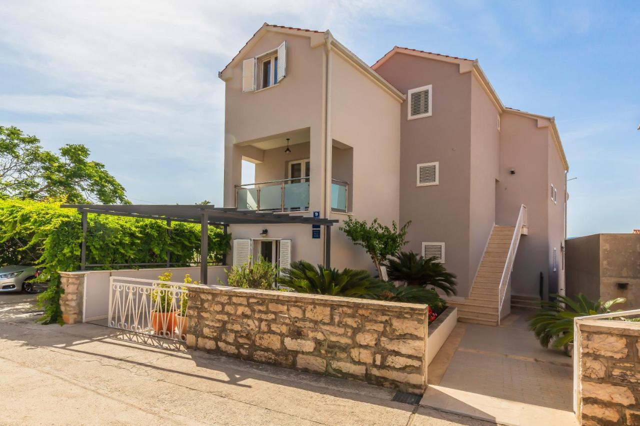 Summer Apartman Bol