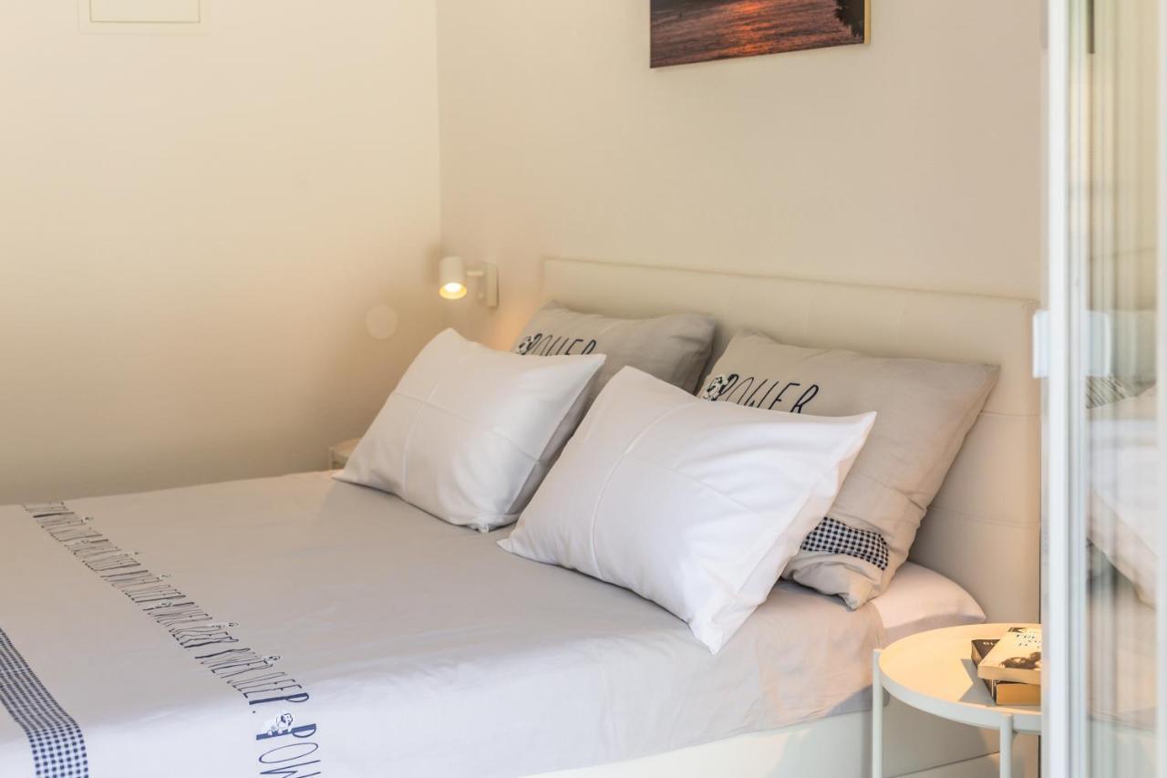 Summer Apartment *